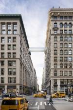 <i>A rendering of the glass pedestrian sky bridge on 21st St. and Fifth. Ave. </i>