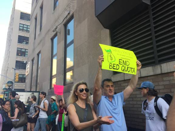 Protesters gathered outside the U.S. Immigration and Customs Enforcement at 201 Varick St. Thursday evening. Photo: Natasha Roy