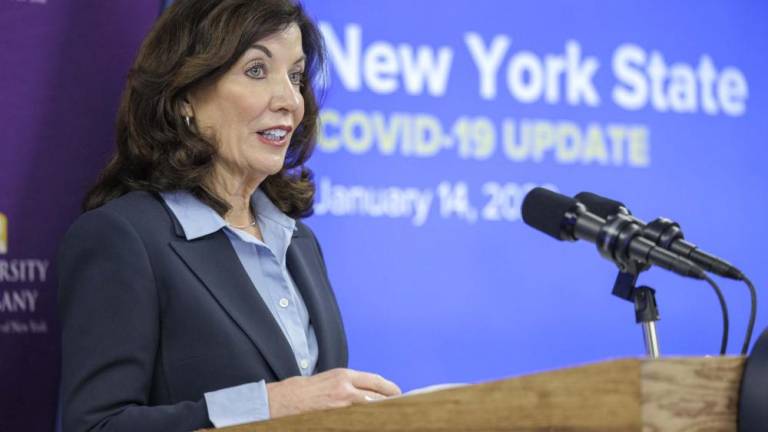 “Turning the corner”: Governor Kathy Hochul updates New Yorkers on progress combating COVID-19, January 14, 2022. Photo: Mike Groll/Office of Governor Kathy Hochul