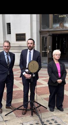 From left to right: Manhattan Borough President Mark Levine, District 4 Council Member Keith Powers, and Chair of the NY City Council Health Committee Lynn C. Shulman at a press conference in front of the Manhattan Municipal Building. They were promoting a suite of bills introduced by Powers that aim to standardize and improve indoor air quality after last month’s orange skies.