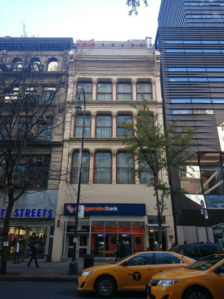 10 East 14th Street. Photo: via streeteasy https://streeteasy.com/building/flats-10-east-14th-street-new_york