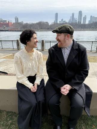 “Corned Beef (And Other Arguments)“ was written and is performed by Robyn Kimmel, who plays the Jewish half of the two-person play, and Brian Martin, who plays a down on his luck Irishman.