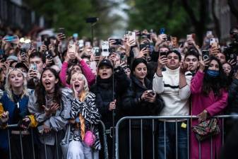 Crowd outside of the Met Gala on Monday, May 2, 2022, which New York City Mayor Eric Adams attended. Photo: Michael Appleton/Mayoral Photography Office