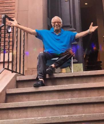 Nat Horne back in the day when he’d hold court on his stoop, earning him the title of “Mayor of 47th Street.”