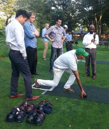 Lawn Bolwing club celebrates 90 years