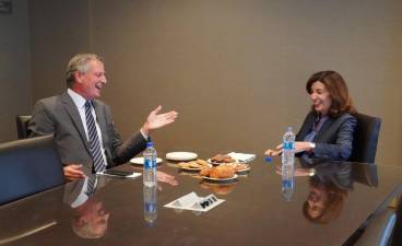 Lt. Gov. Kathy Hochul with Mayor Bill de Blasio on August 17, 2021. Photo: Kathy Hochul on Twitter