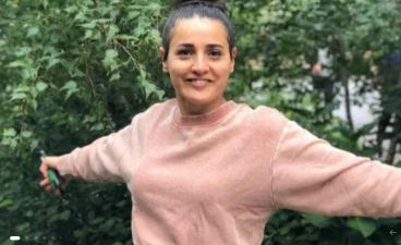 A talented artist before the attack by a deranged man on an UES subway in 2023, Emine Ozsoy was cut to the bone and initially left paralyzed from the shoulders down. Through intense therapy, she has learned to feed herself, brush her teeth and use a computer.