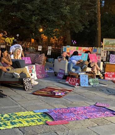 Sleep-in protest at Gracie Mansion on July 22. Photo: @homehumanright, via Instagram