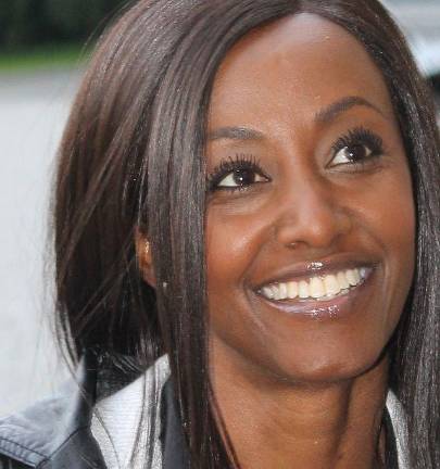 The gleaming smile of famed international crime author Jenny Rogneby may be out of reach, but if ressearhers in Japan are successful, there may one day be a way for a chipped or damaged tooth to repair itself.