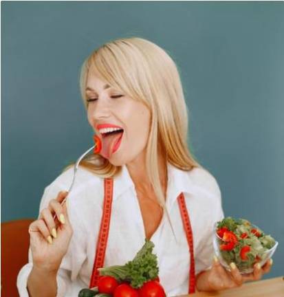 If she was in Europe in the 16th and 17th centuries, she would not dare eat that tomato which was given the feared nickname “poison apple.” In the modern era, not only is it revered as as a tasty and versatile food, the tomato has serious and newly discovered health benefits.