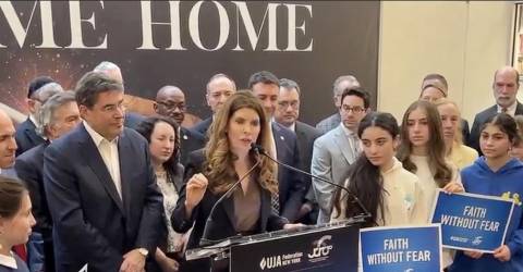 Protest “Buffer Zone” Bill Backed by Menin Passes City Council