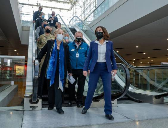 Lt. Gov. Kathy Hochul (right) at Javits Center COVID-19 vaccine site with Manhattan Borough President Gale Brewer (left), February 10, 2021. Photo: New York National Guard, via Flickr