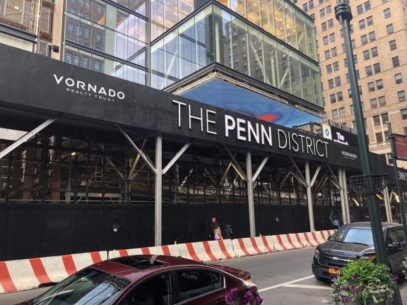 The original plan to rebuild Penn Station was dependant on up to ten offices buildings being built around the rail hub to finance the station, but now one of the main real estate developers, Vornado Realty Trust, is halting all but two of the towers putting a wrench into the plan pushed by Governor Hochul. Photo: Keith J. Kelly