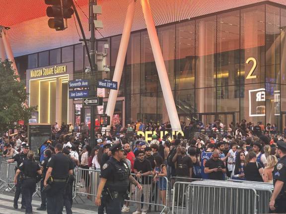 An estimated 6,500 fans swarmed to the watch party outside Madison Square Garden for Game 2 on June 5. No watch party was going to held outside MSG on Game 3 but Mayor Mamdani said a watch party for 5,000 fans was going to be held in Bryant Park instead.