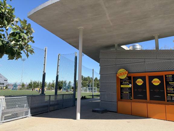 Hudson Plate Cafe sits next to the athletic field where a report in the New York Post said vagrants, some with vulgar masks, were harassing local girls playing soccer field.