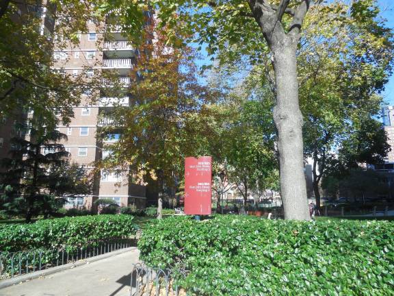 View from West 24th Street between 8th and 9th Avenues in Penn South, looking north. Alcoholics Anonymous’ first New York City clubhouse was at a defunct address, 334 ½ West 24th St., somewhere in this vicinity. Photo by Raanan Geberer