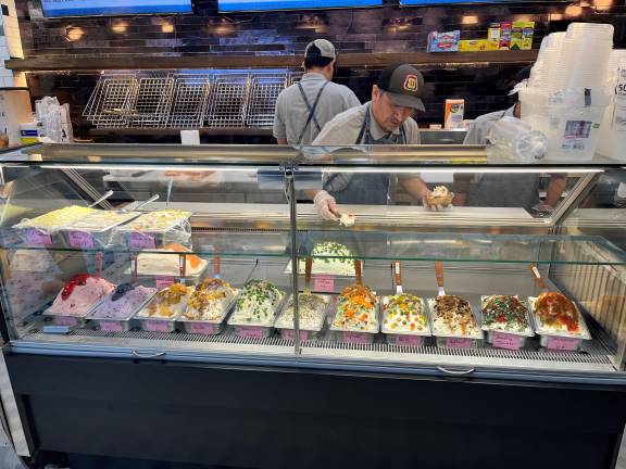 New Absolute Bagels Returns to Neighborhood Hole-y Site