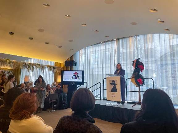 Beth Shapiro, Citymeals’ executive director, kicked off a series of remarks from colleagues, friends and family. Photo: Abigail Gruskin