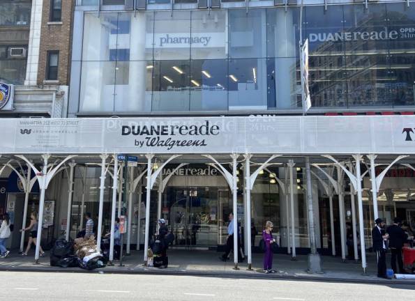 Duane Reade on Broadway near 72nd Street is among the many Manhattan stores afflicted by retail theft. Photo: Alexis Gelber