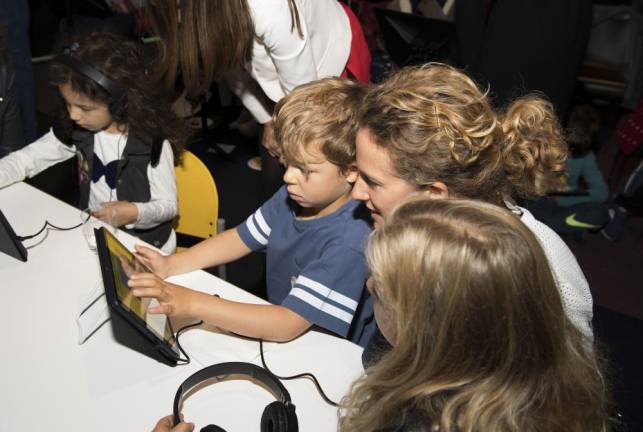 Exploring the tablet exhibits.