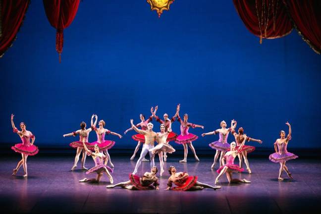 Les Ballets Trockadero de Monte Carlo performing “Paquita.” Photo by Marcello Orselli