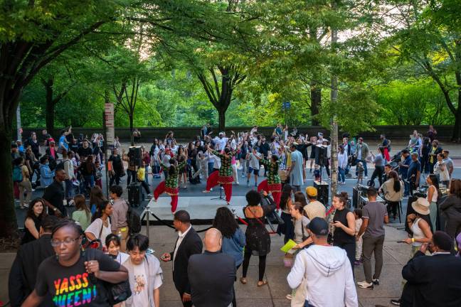 The Ajna dance company held a Bhangra dance workshop outside the Museum of the City of New York.