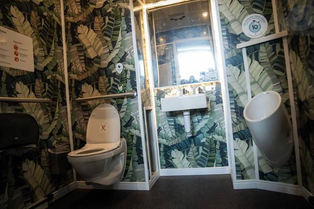 The new bathrooms will come with a hard 10-minute limit, however, which has some people with gut conditions dismayed.