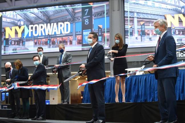 Governor Andrew M. Cuomo opens Moynihan Train Hall on Wednesday, December 30, 2020. Photo: Kevin P. Coughlin / Office of Governor Andrew M. Cuomo