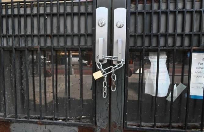 The long-shuttered Muhlenberg Library on West 23rd Street now has an August reopening date.