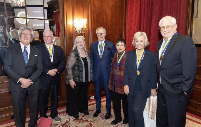 Deadline Club New York 2025 Hall of Fame inductees and club officials, minus the traveling Bill Whitaker. Left to right, past president Steve Dunlop, Rich Lamb, club vice president Claire Regan, Chuck Scarborough, Martha Teichner, Tina Brown, and Keith J. Kelly.