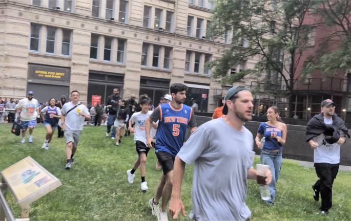 Knicks Parade Draws Two Million Fans, Orange &amp; Blue Forever!