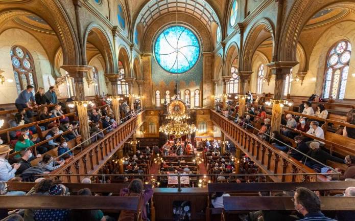 eldridge street via www.eldridgestreet.org