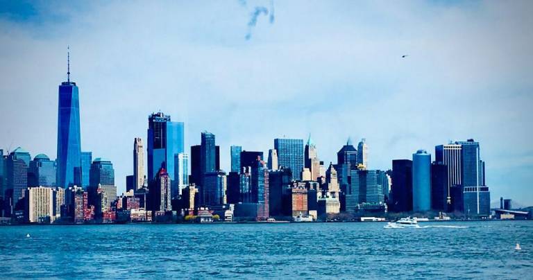 A view of the skyline of lower Manhattan where rental prices appear to be softening in advance of congestion pricing going into effect later this year. Photo: Wikimedia Commons