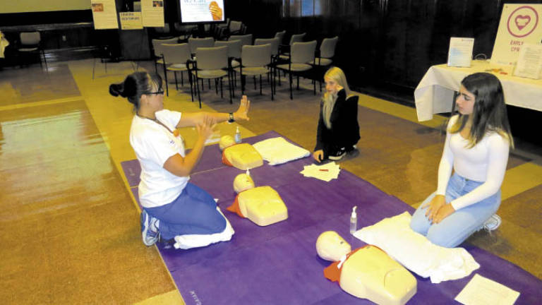 Lenox Hill Teaches High School Students CPR