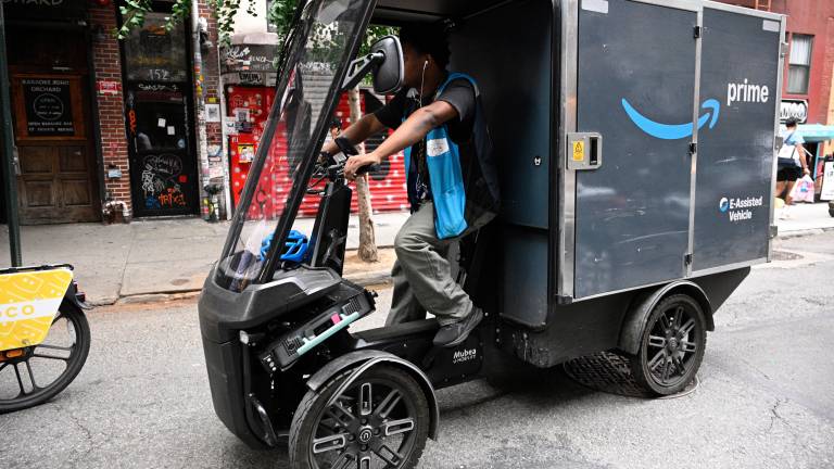 Amazon subcontracts around 5,000 delivery workers in New York City. A new Mamdani-backed bill could require that the company directly employs them.